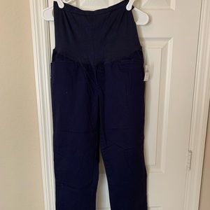 NAVY GAP Maternity Crops